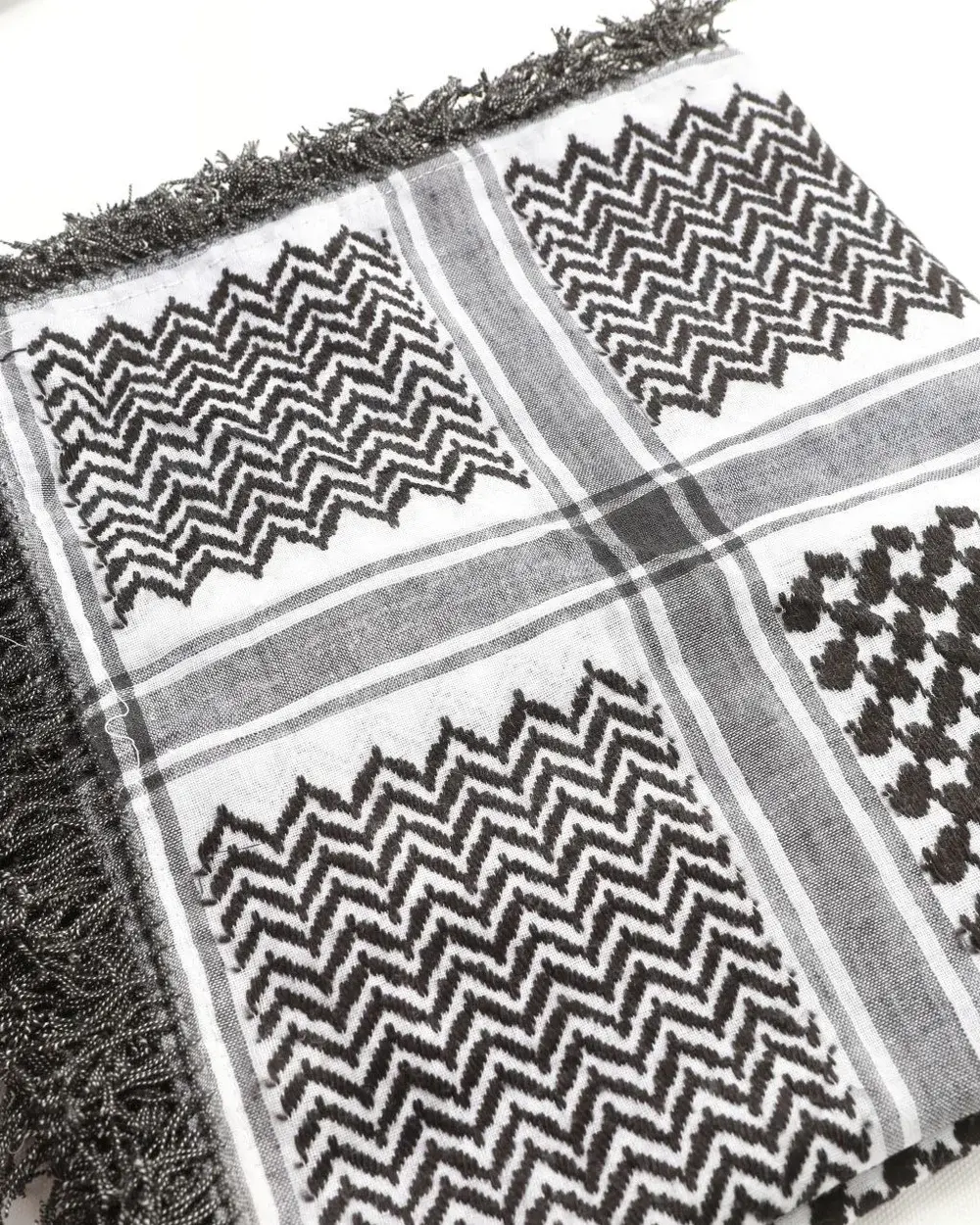 Kefîye in Schwarz-Weiß – kurdischer Schal (Puşî)