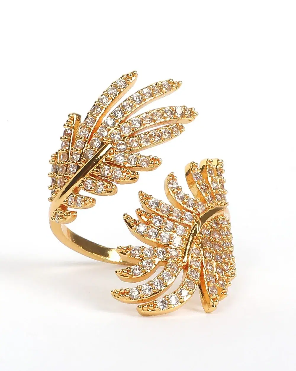 Offener goldfarbener Blatt-Ring mit Strass – Hingulîsk 04017