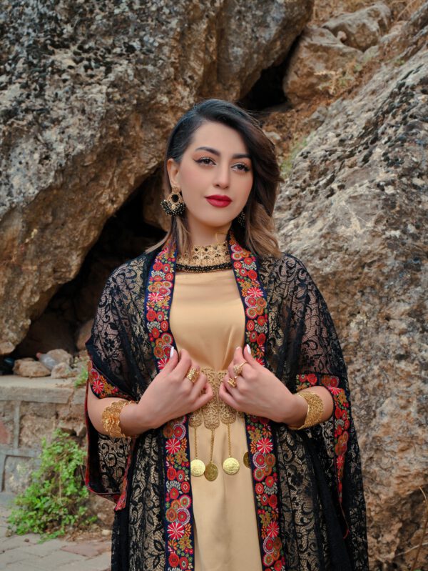Xece - Güla li ser çîyayê Sîpan – Bild 5