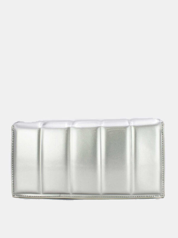 Handtasche - Pochette matelasse Effet cuir verni argent – Bild 3